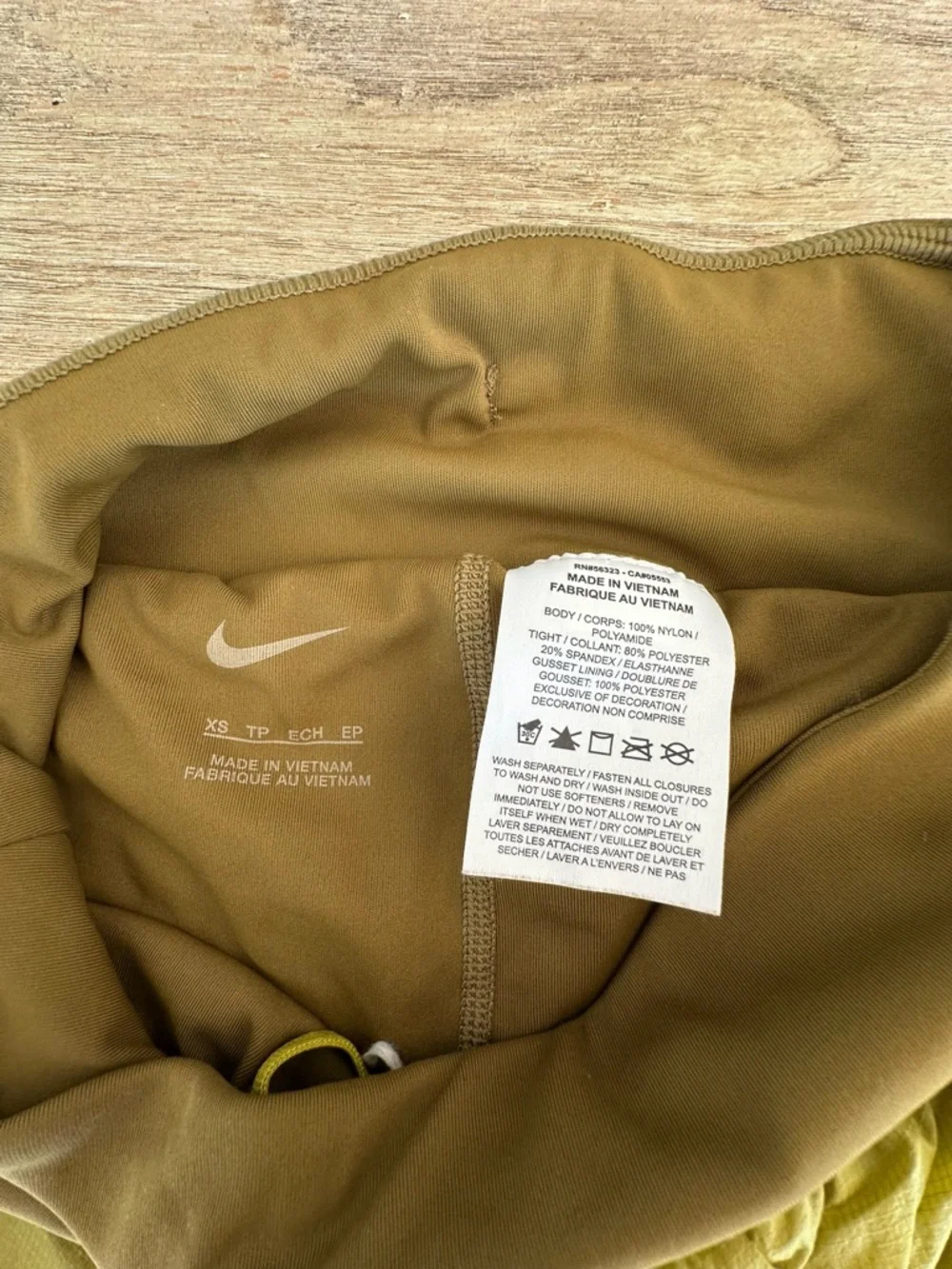 Nike‎ Run Division Women's XS Mid-Rise 3
